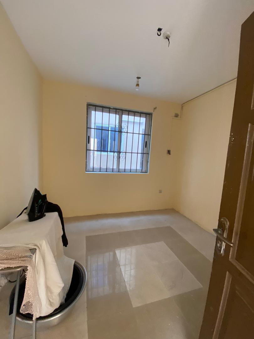 One (1) Bedroom Apartment For Rent at Adjiringanor 