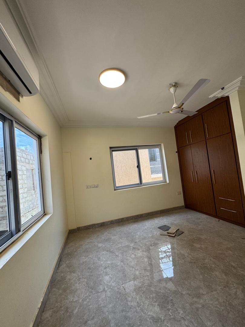 Two (2) Bedroom Apartment For Rent at Lashibi
