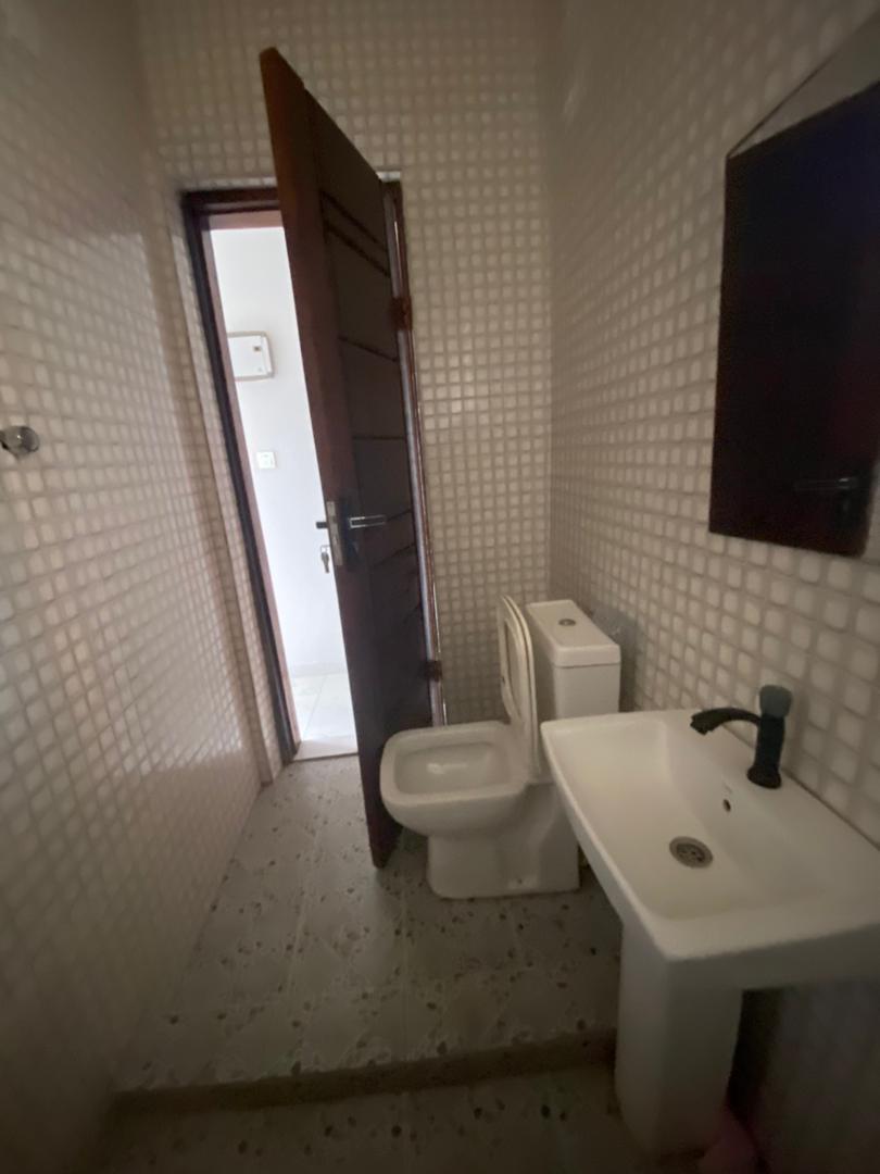 One (1) Bedroom Apartment For Rent at Lashibi