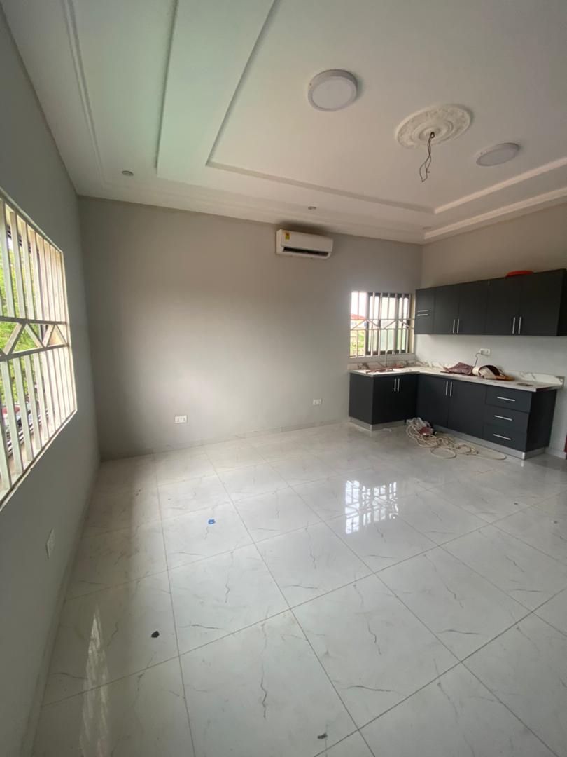 One (1) Bedroom Apartment For Rent at Lashibi