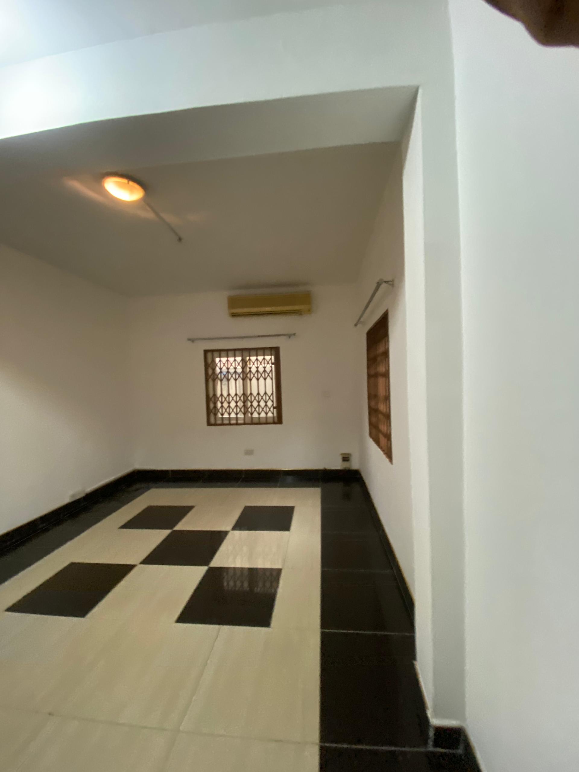 One (1) Bedroom Apartment For Rent at Spintex