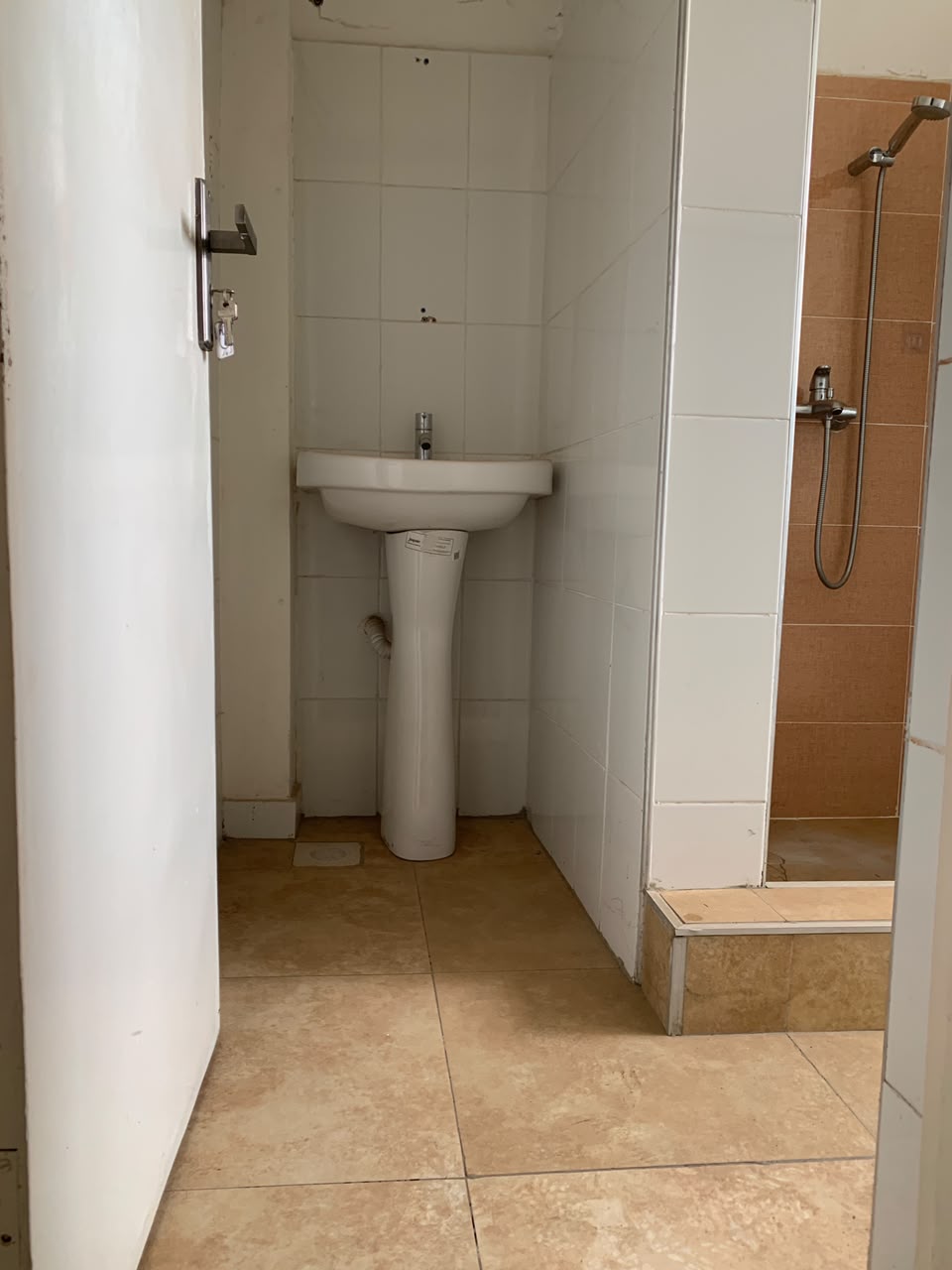 One (1) Bedroom Apartment For Rent in a Gated Community at Kumasi Asokore Mampong