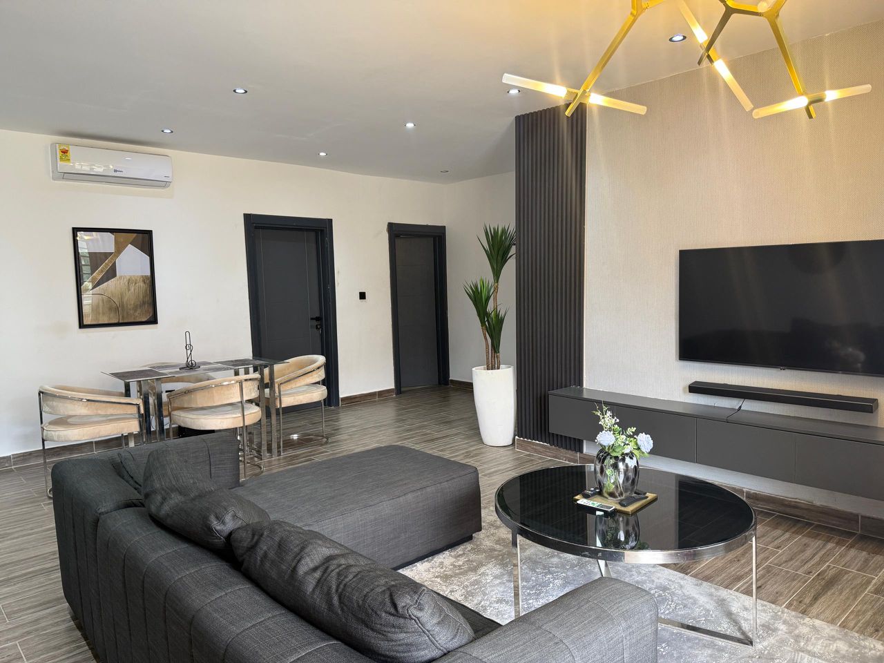 One (1) Bedroom Fully Furnished Apartment For Rent at East Legon