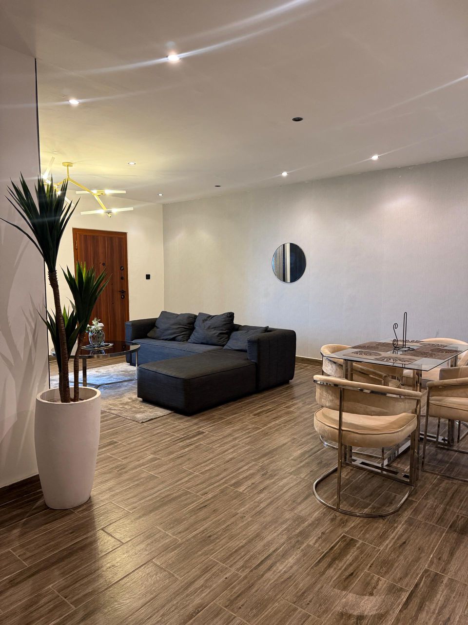 One (1) Bedroom Fully Furnished Apartment For Rent at East Legon