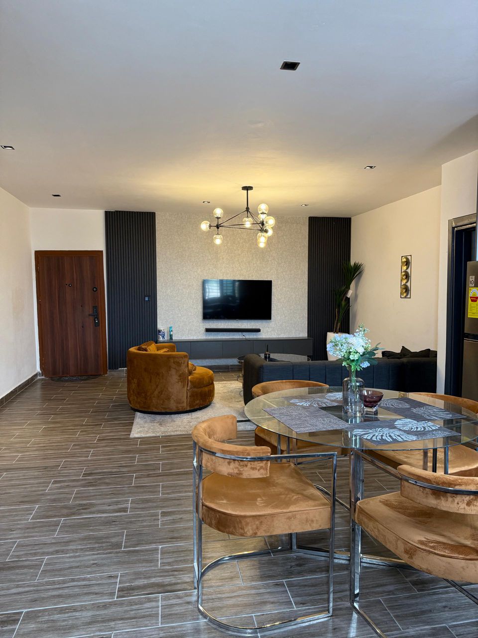 One (1) Bedroom Fully Furnished Apartment For Rent at East Legon