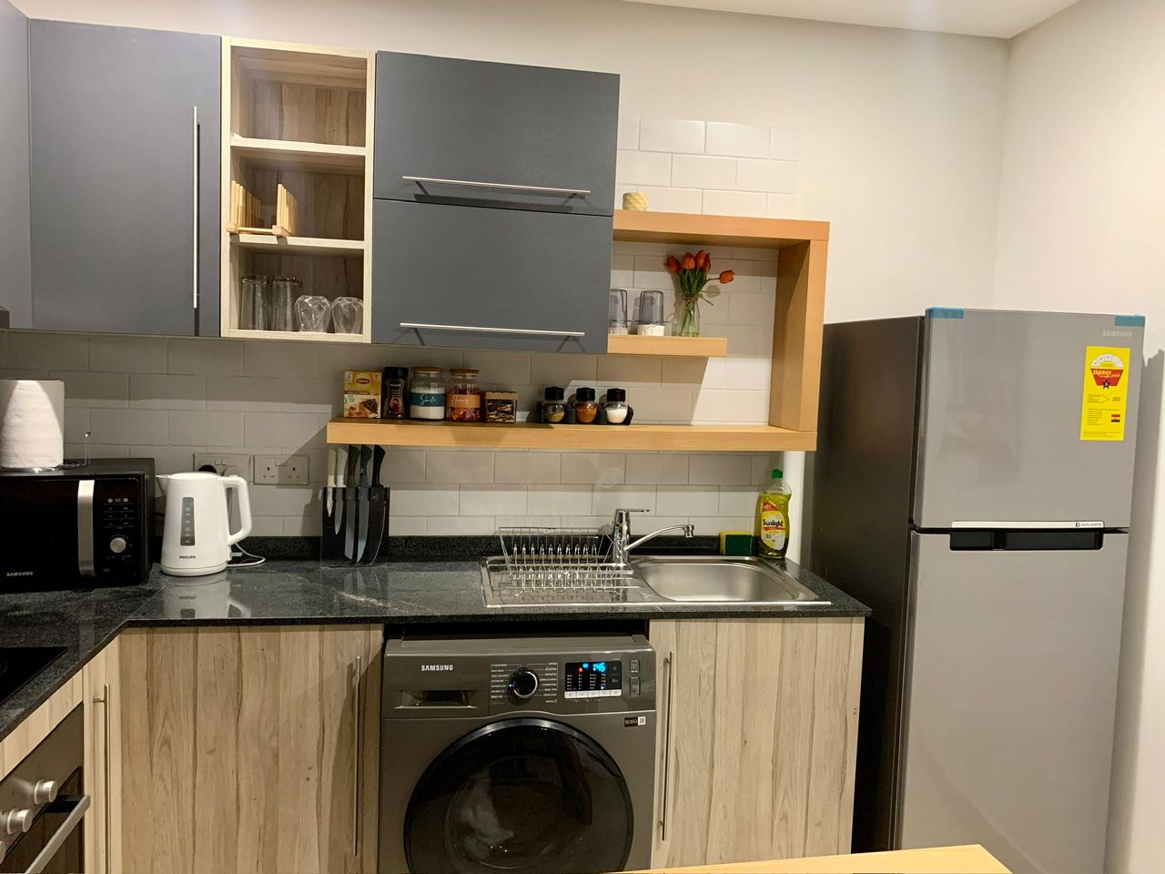 One (1) Bedroom Fully Furnished Apartment For Rent at East Legon