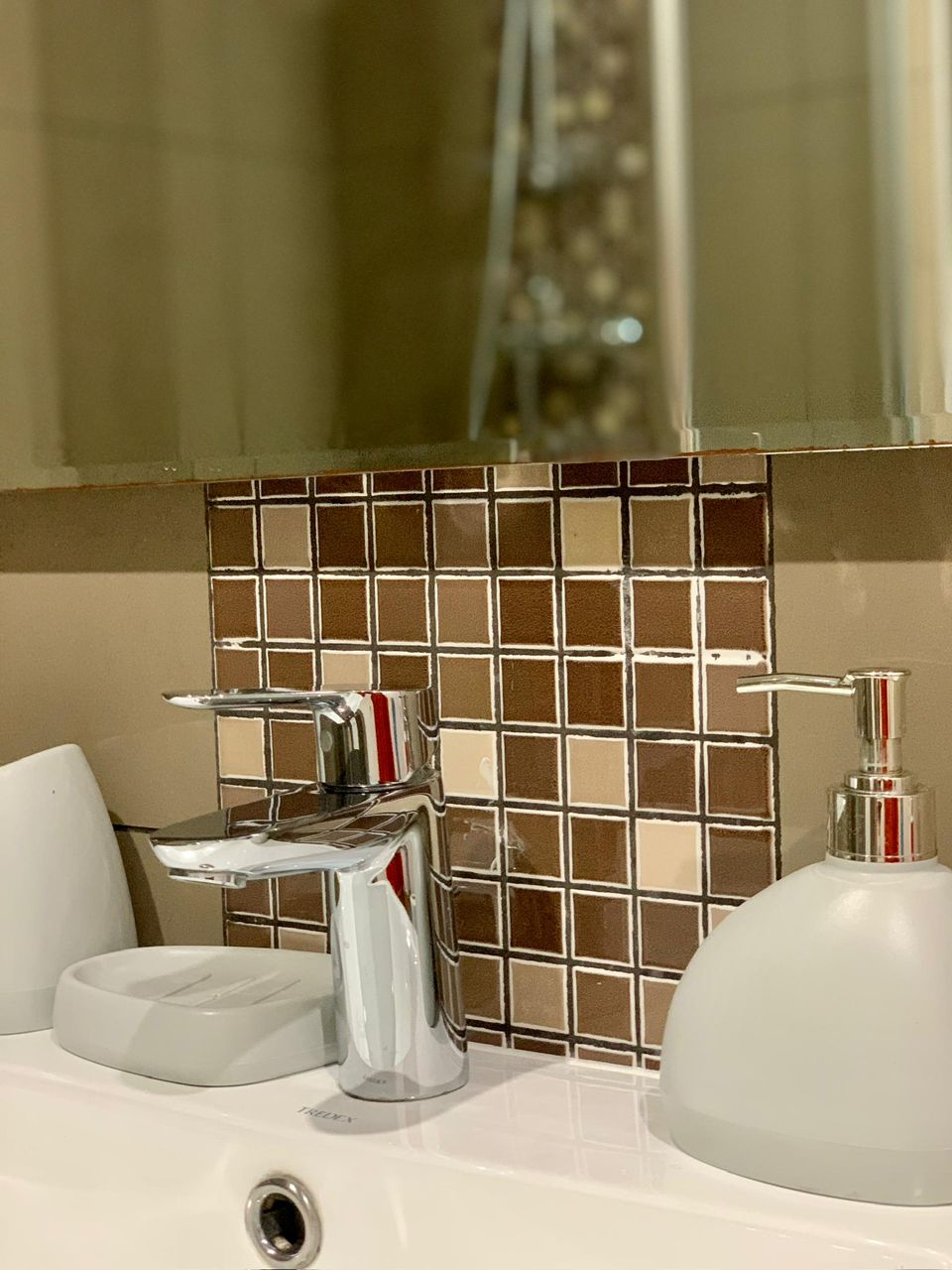 One (1) Bedroom Fully Furnished Apartment For Rent at East Legon