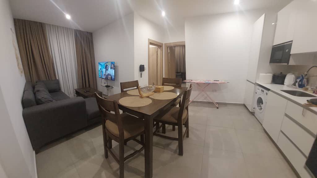 One (1) Bedroom Fully Furnished Apartment For Rent at Roman Ridge