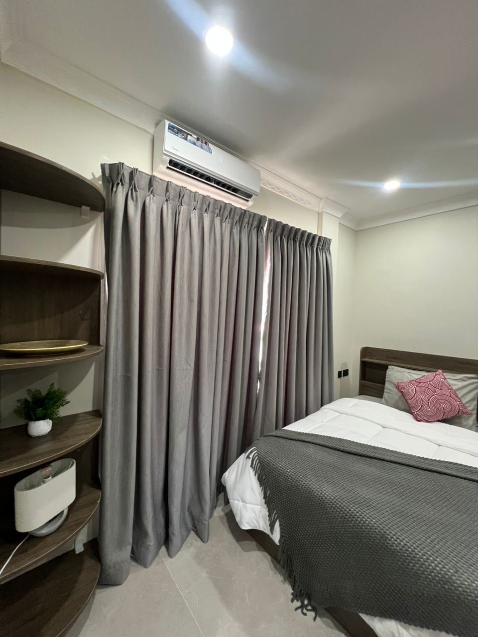 One (1) Bedroom Fully Furnished Apartment For Rent at Sakumono