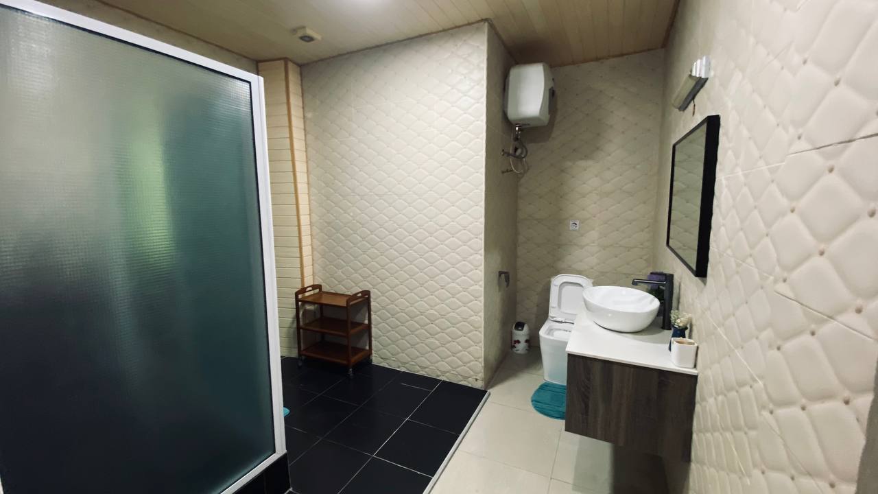 One (1) Bedroom Furnished Apartment For Rent at Cantonments