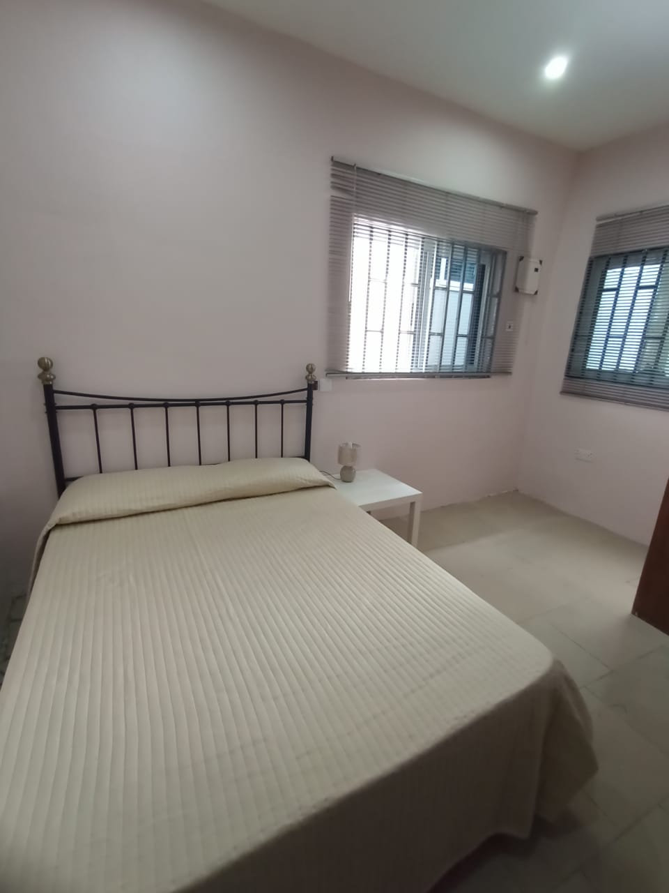 One (1) Bedroom  Furnished Apartment for Rent at Westland 