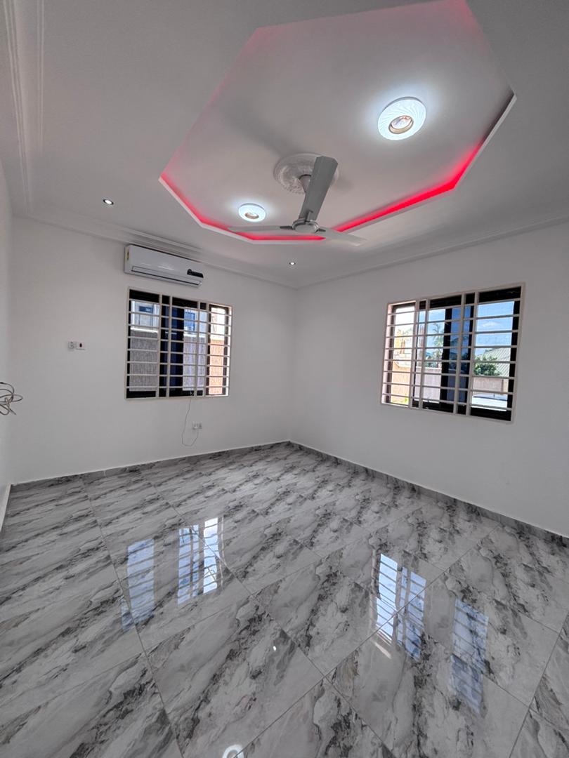 One (1) Bedroom Unfurnished Townhouse For Sale at Oyarifa (Gravel Pit)