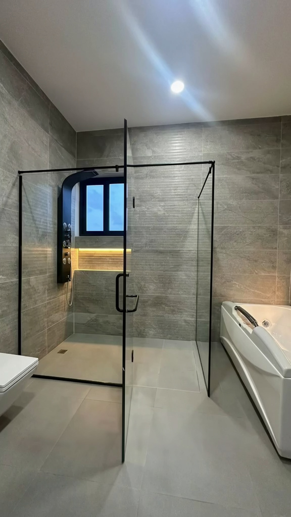 Four (4) Bedroom House For Sale at Sakumono