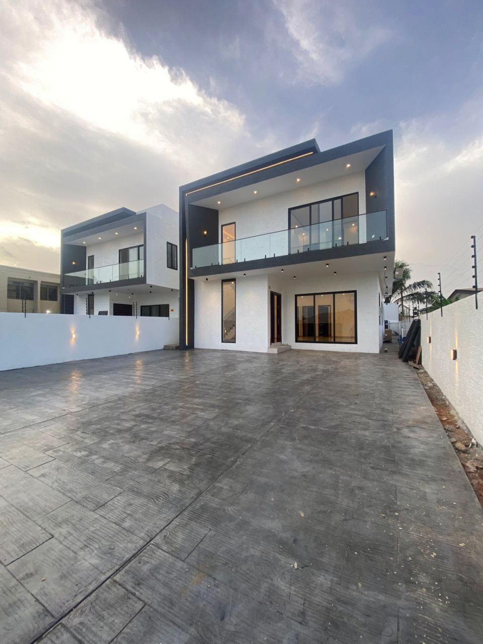 Four (4) Bedroom House For Sale at Sakumono