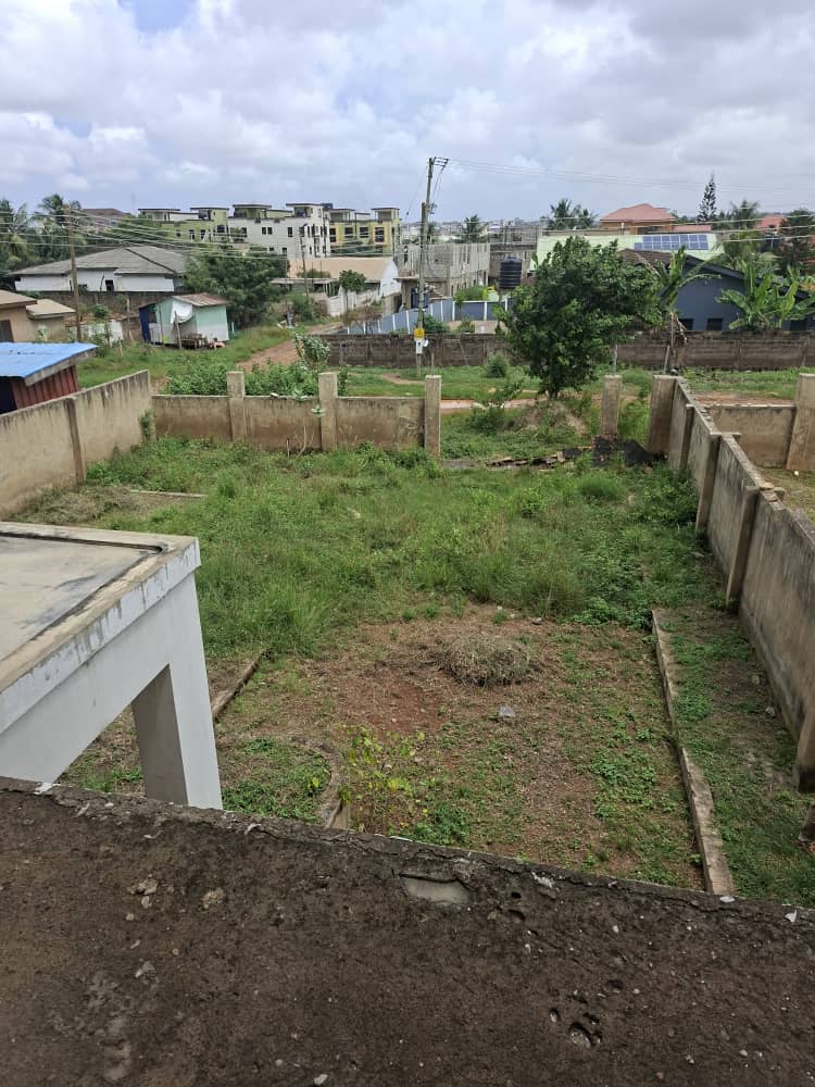Semi-completed Four (4) Bedroom House For Sale at Ashaley Botwe