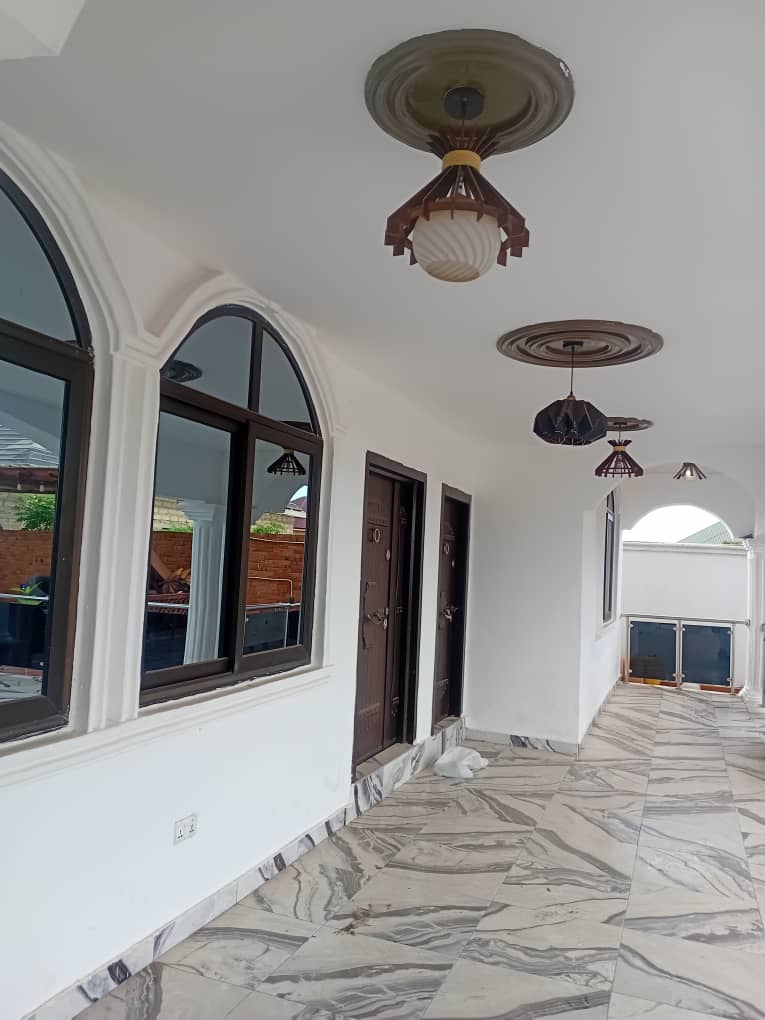 Seven (7) Bedroom House For Sale at Pokuase Kpobikope