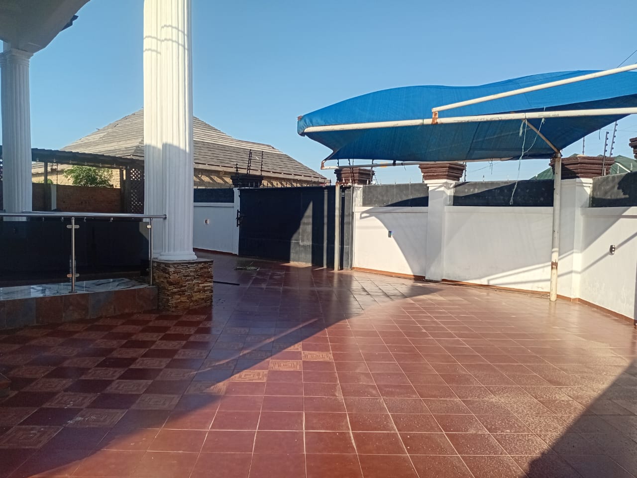 Seven (7) Bedroom House For Sale at Pokuase Kpobikope