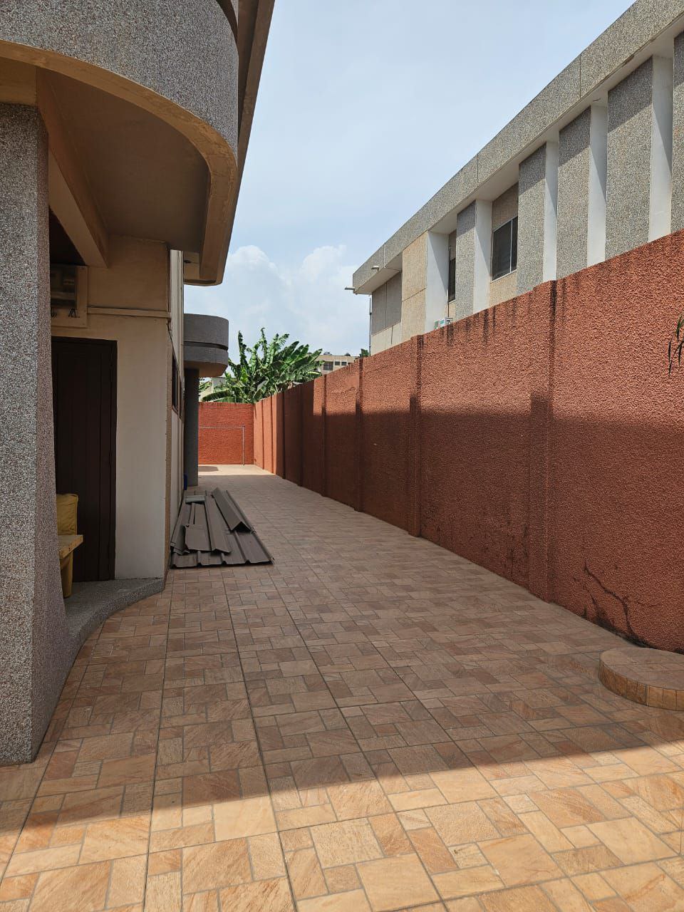 Seven (7) Bedroom House with 2 Boys' Quarters For Sale at Achimota