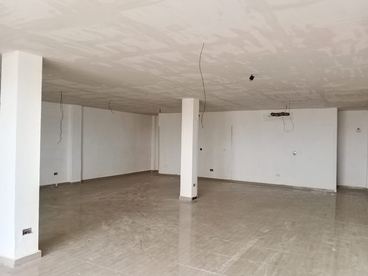 Shop For Rent at Ashaley Botwe Nanakrom