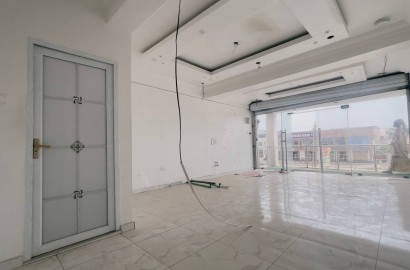 Shop For Rent at Ashaley Botwe Nanakrom