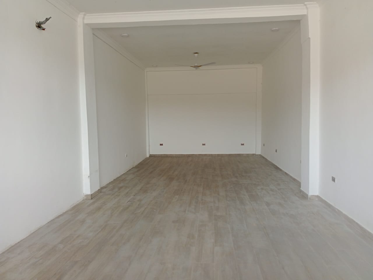 Shop For Rent at Bortianor West Hills