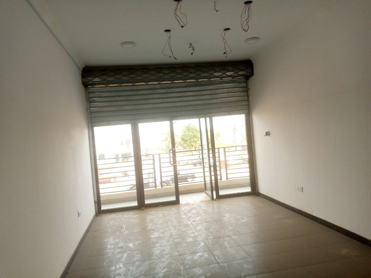Shop For Rent at East Legon Adjiringanor