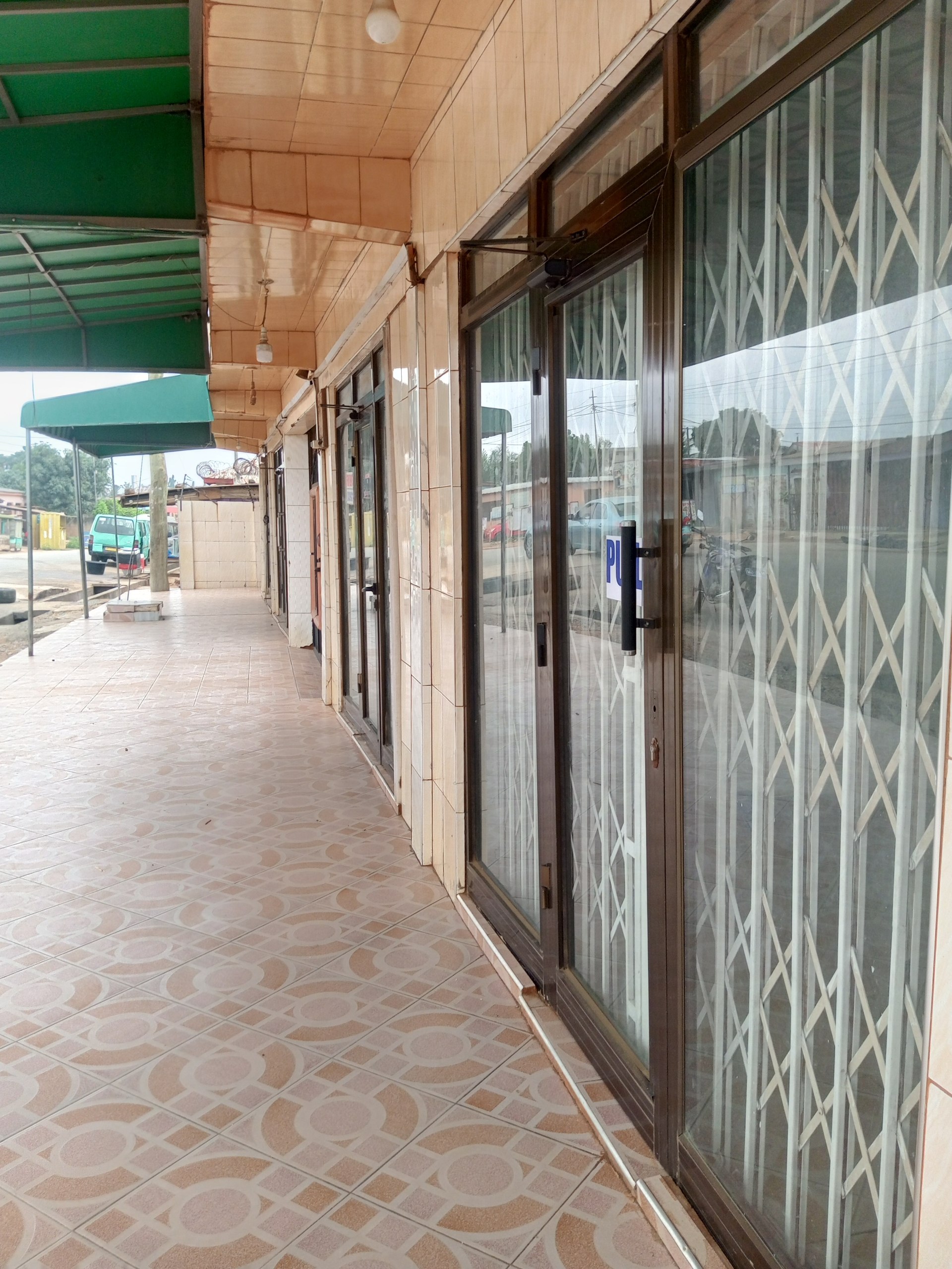 Shop For Rent at Lapaz Chantang