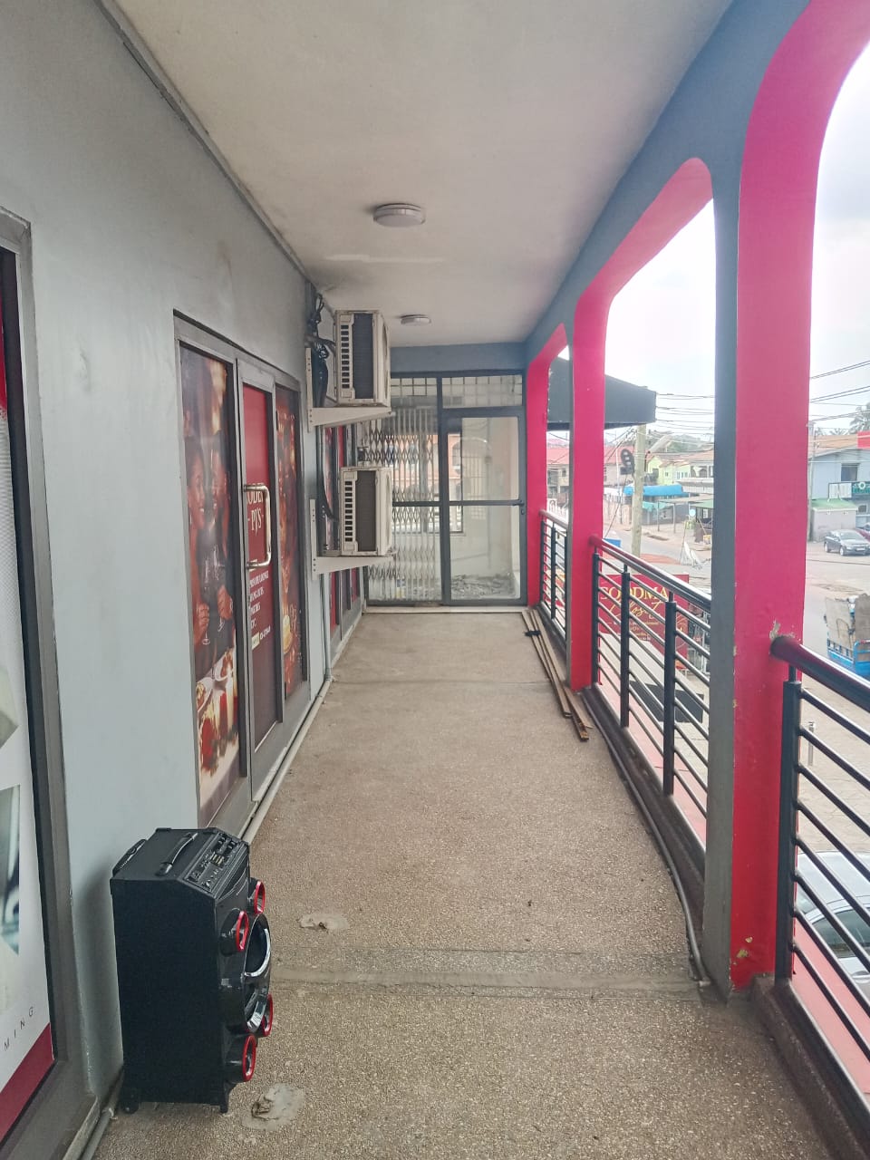 Shop For Rent at Taifa
