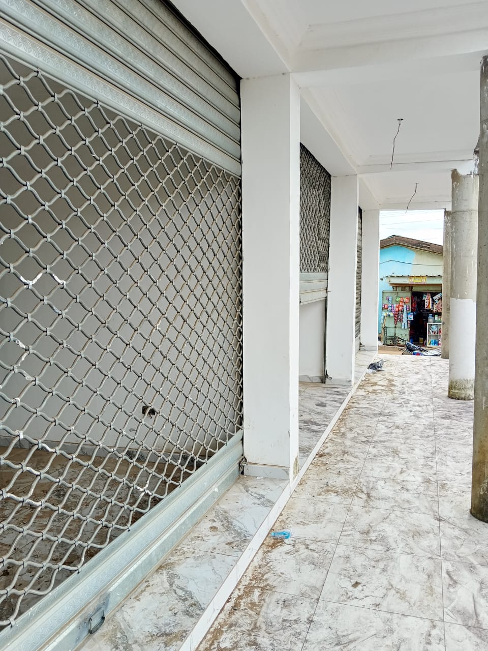 Shop For Rent at Taifa