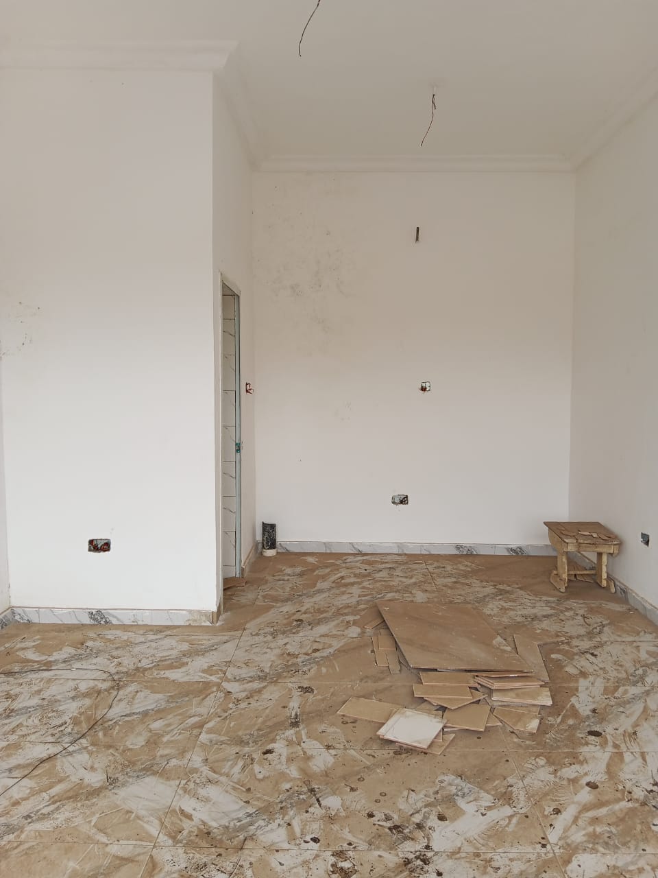 Shop For Rent at Taifa