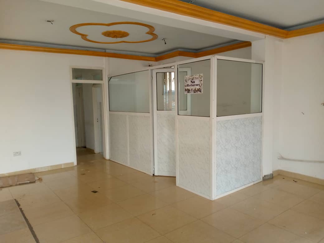 Shop/Office Space for Rent at Akweteyman
