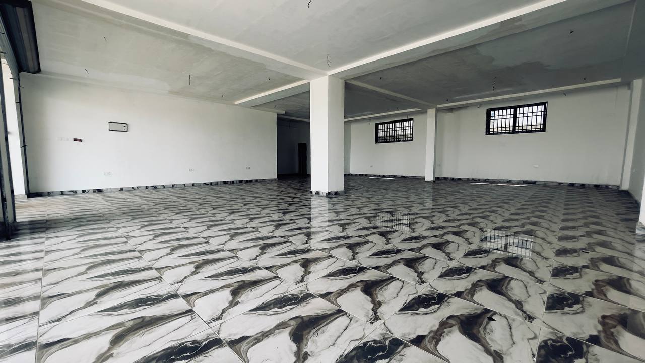 Shop/ Office Space For Rent at Ashaley Botwe Nanakrom