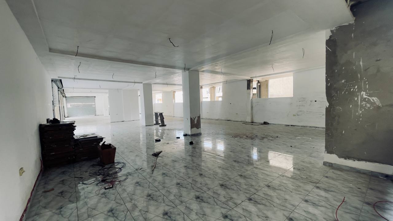 Showroom For Rent at Ashaley Botwe Nanakrom