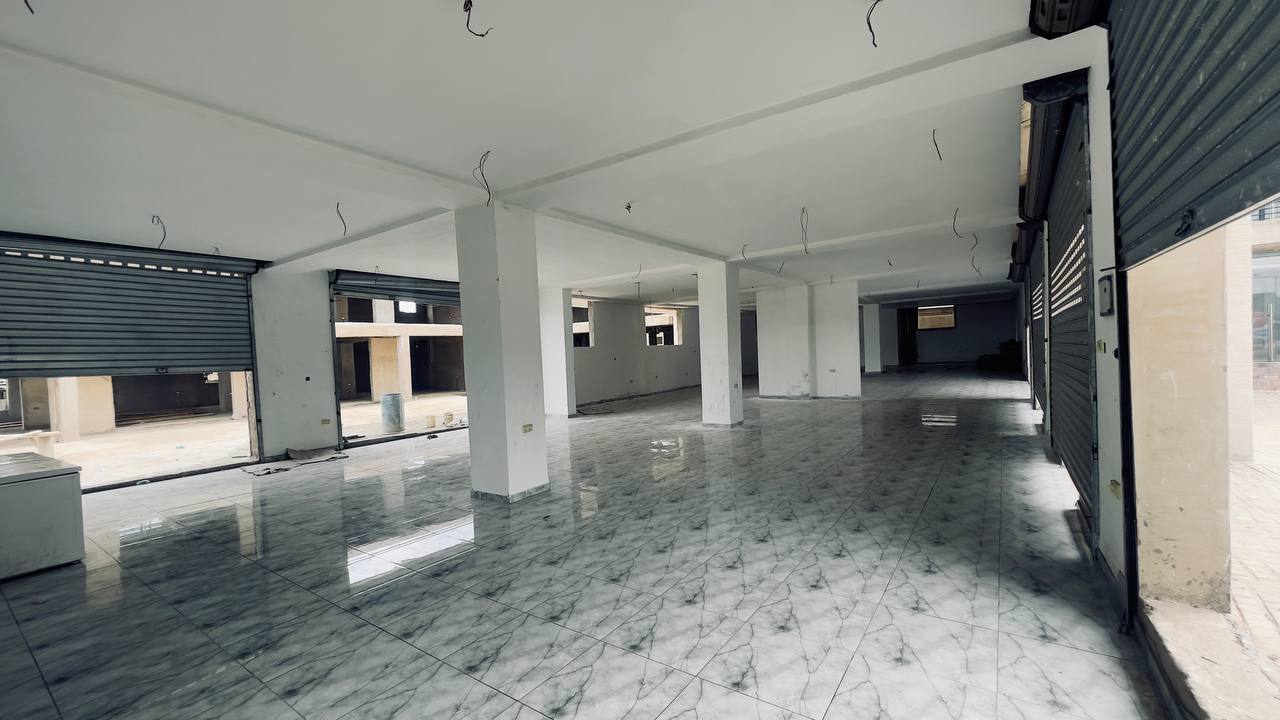 Showroom For Rent at Ashaley Botwe Nanakrom