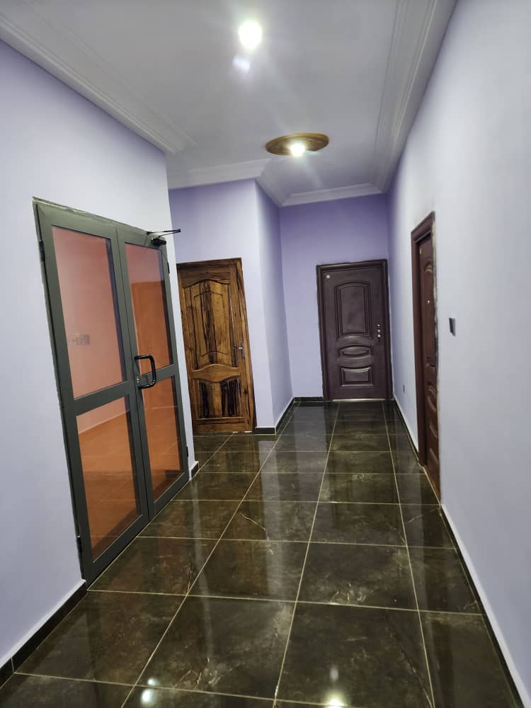 Six (6) Bedroom Furnished House For Sale at Oyarifa