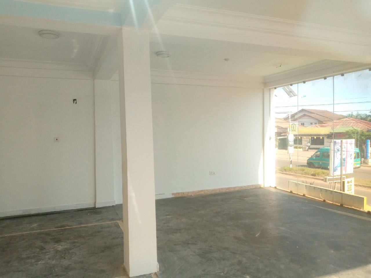 Single & Double Shop For Rent at East Legon