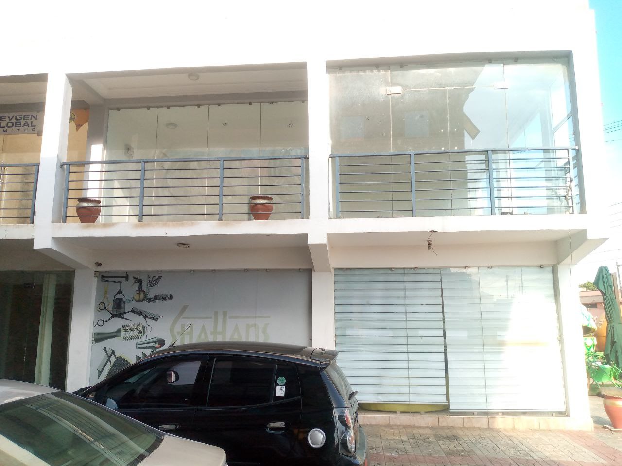 Single & Double Shop For Rent at East Legon