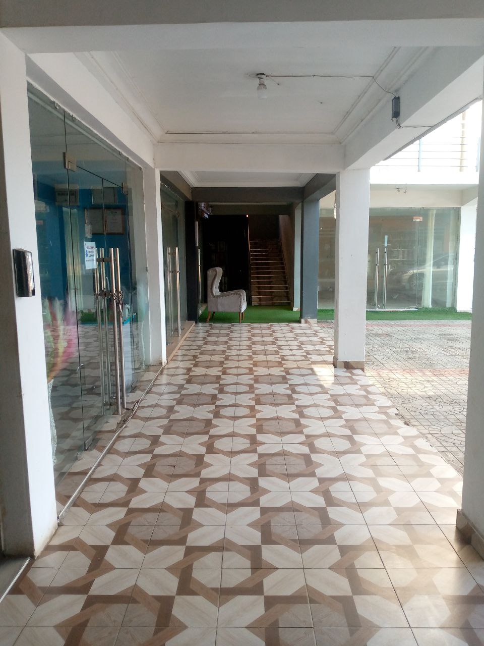 Single & Double Shop For Rent at East Legon