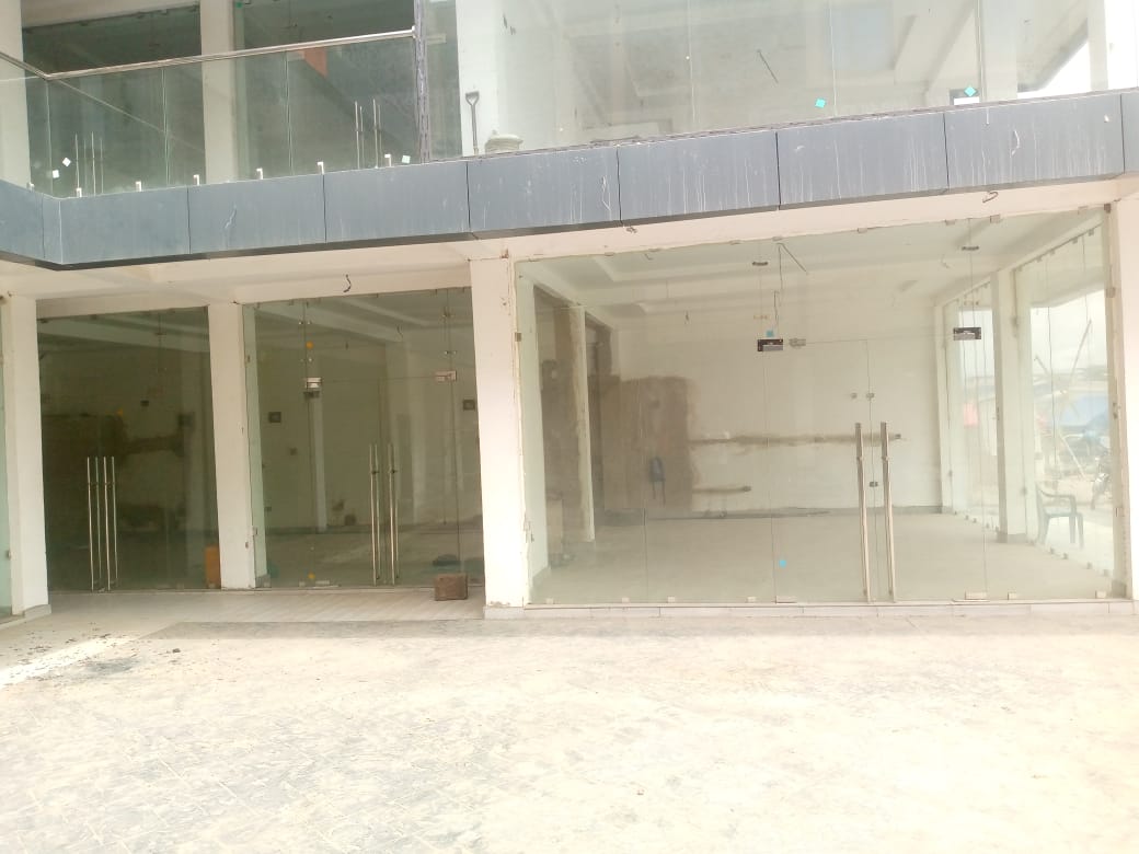 Single & Double Shop For Rent at East Legon