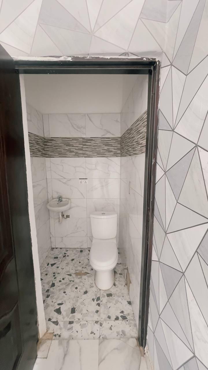 Commercial Space For Rent at Ashaley Botwe Nanakrom