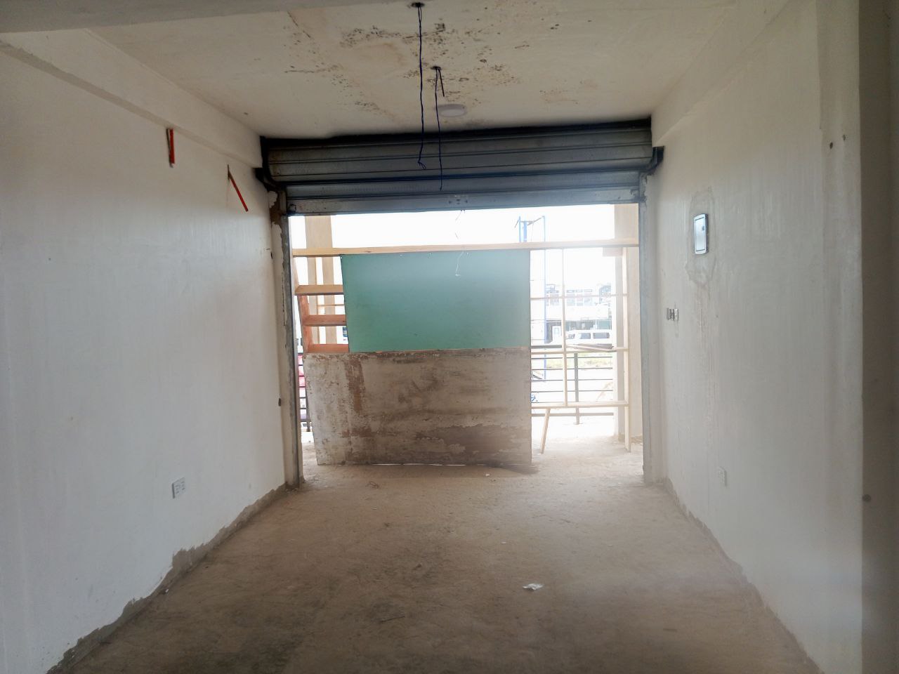 Single Shop For Rent at Kasoa Amanfrom