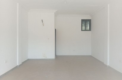 Single Shop For Rent at Madina