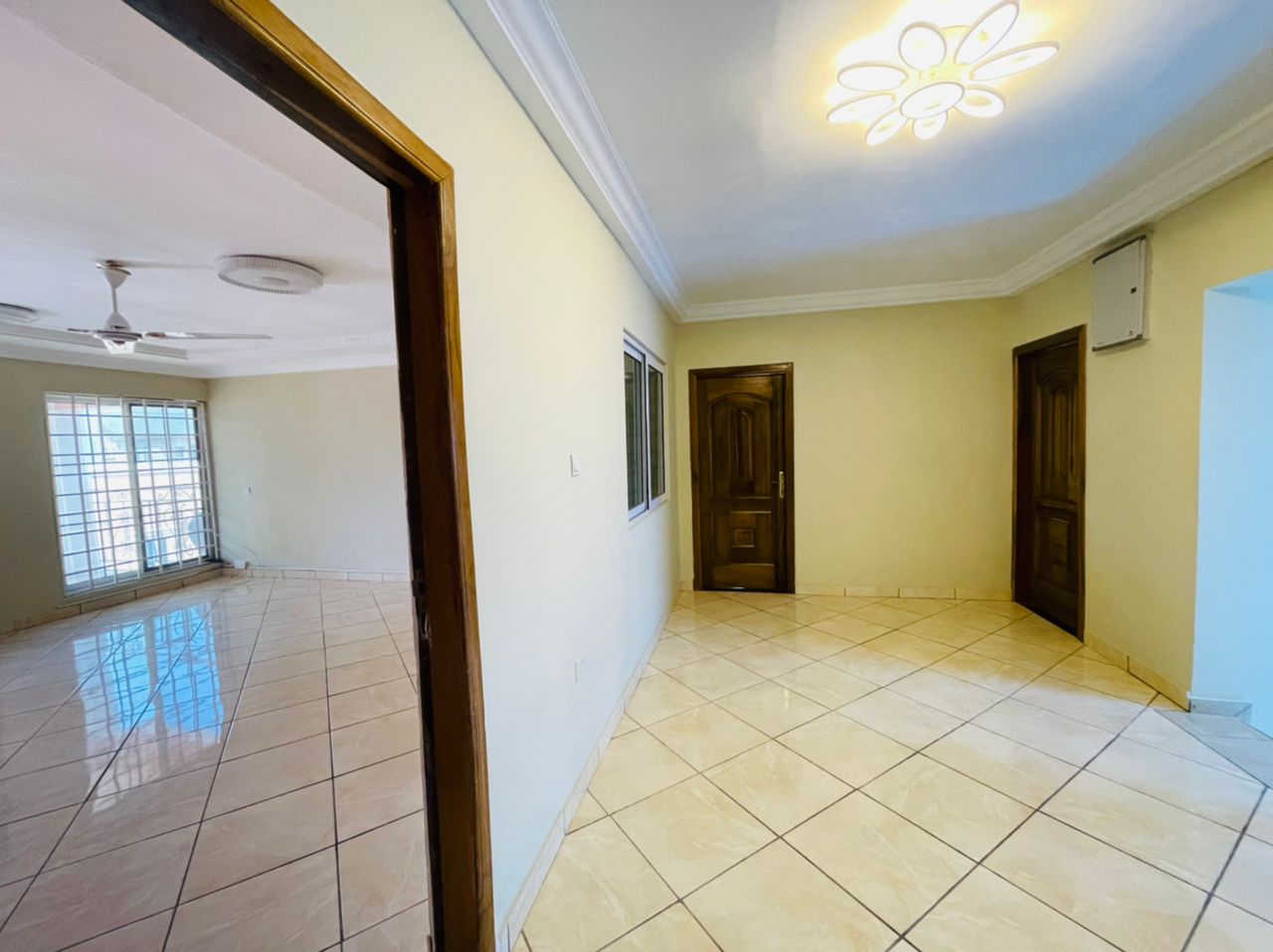 Six (6) Bedroom House for Rent At West Trasacco 