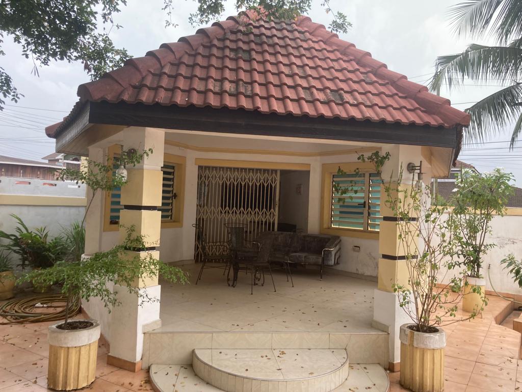 Six 6-Bedroom House for Sale in East Legon