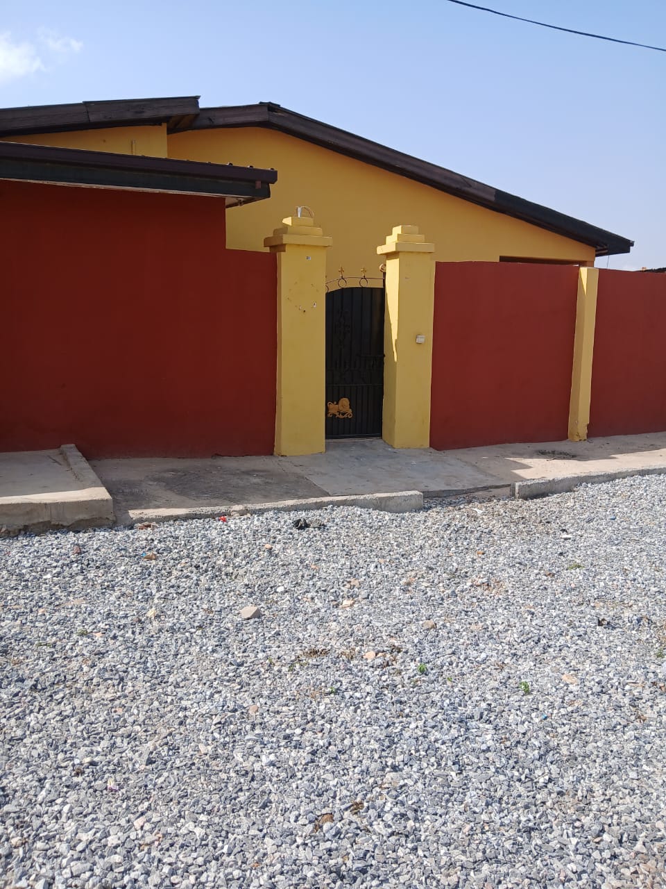 Six (6) Bedroom House For Rent at Weija SCC