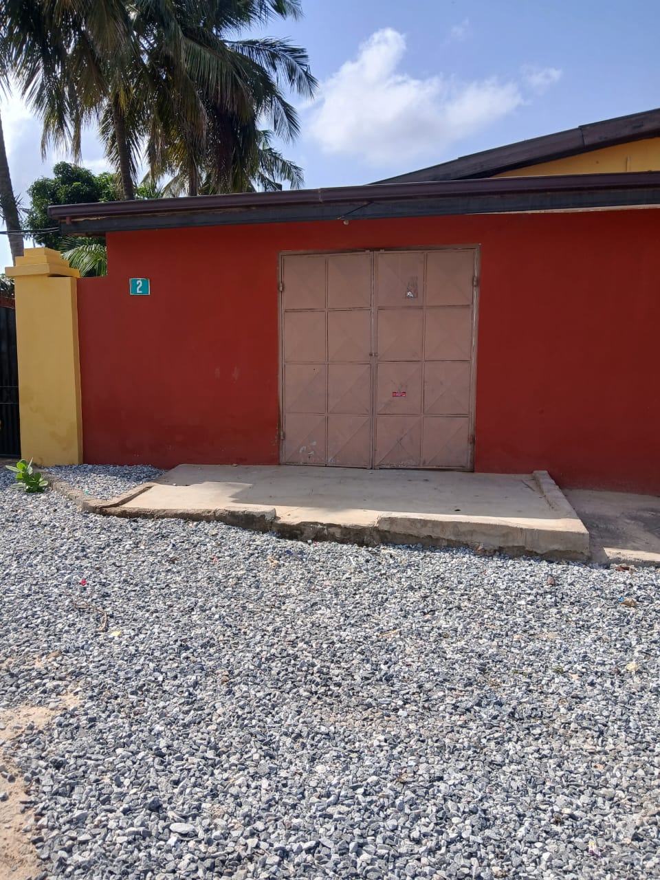 Six (6) Bedroom House For Rent at Weija SCC