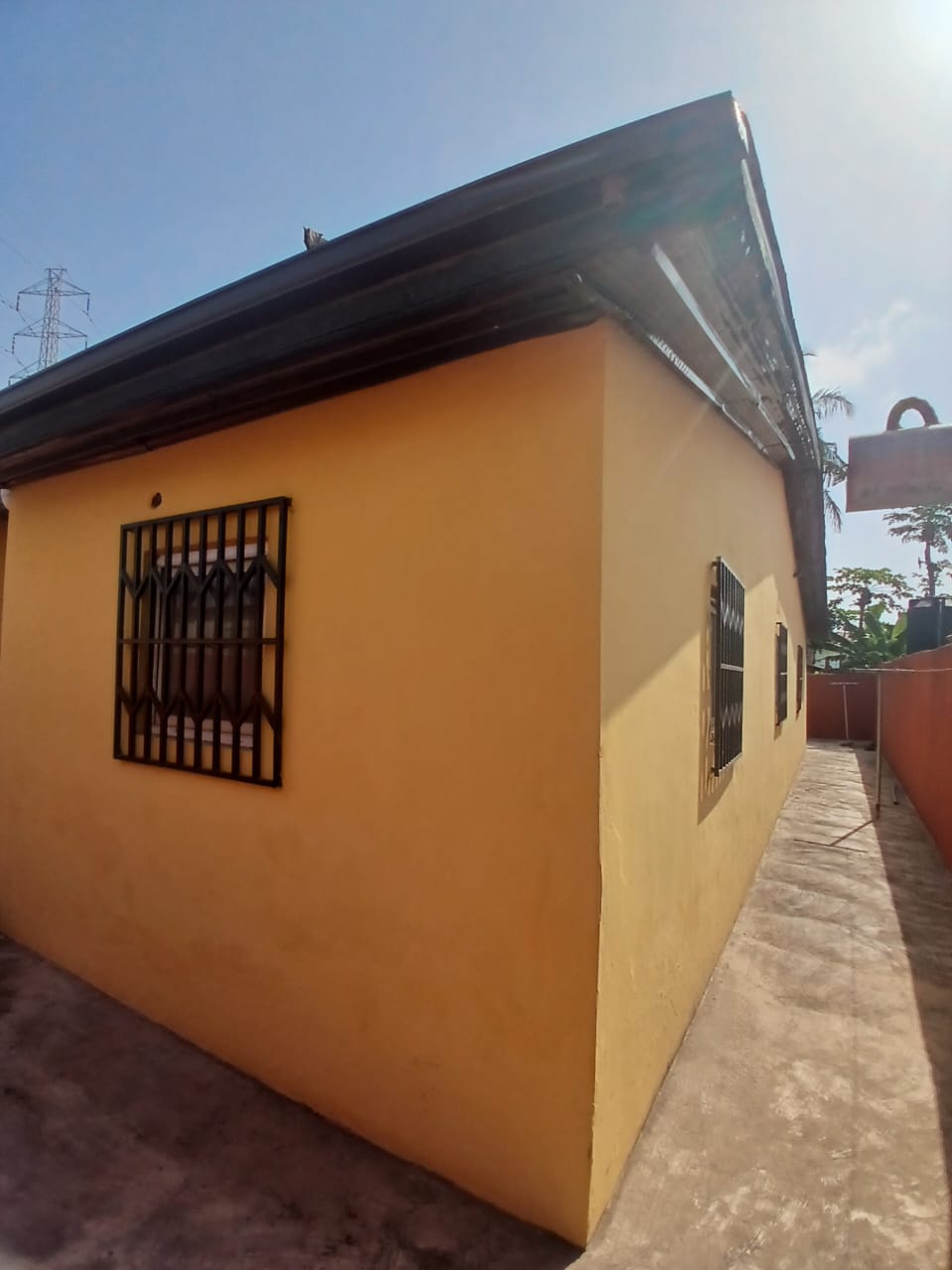 Six (6) Bedroom House For Rent at Weija SCC