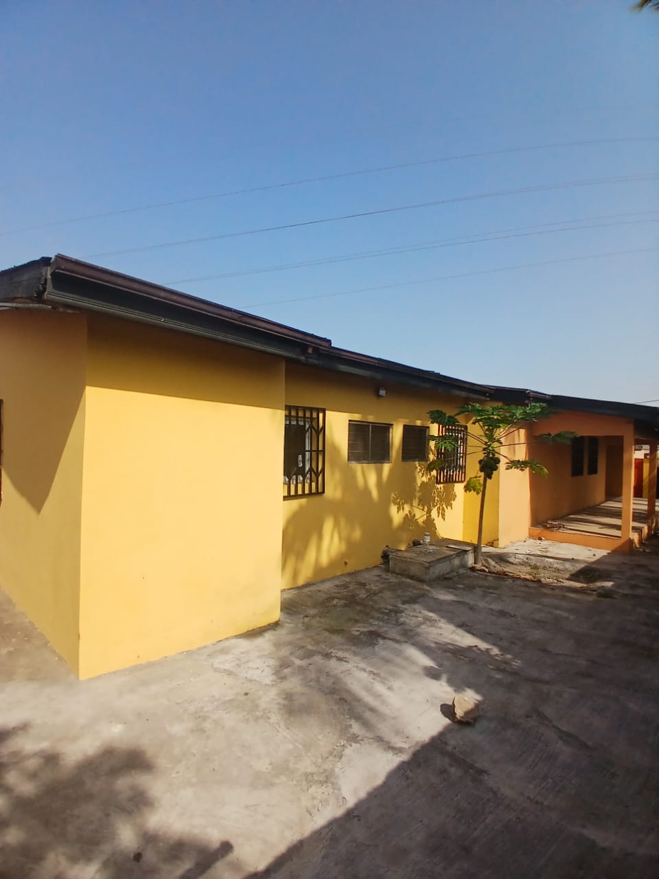 Six (6) Bedroom House For Rent at Weija SCC