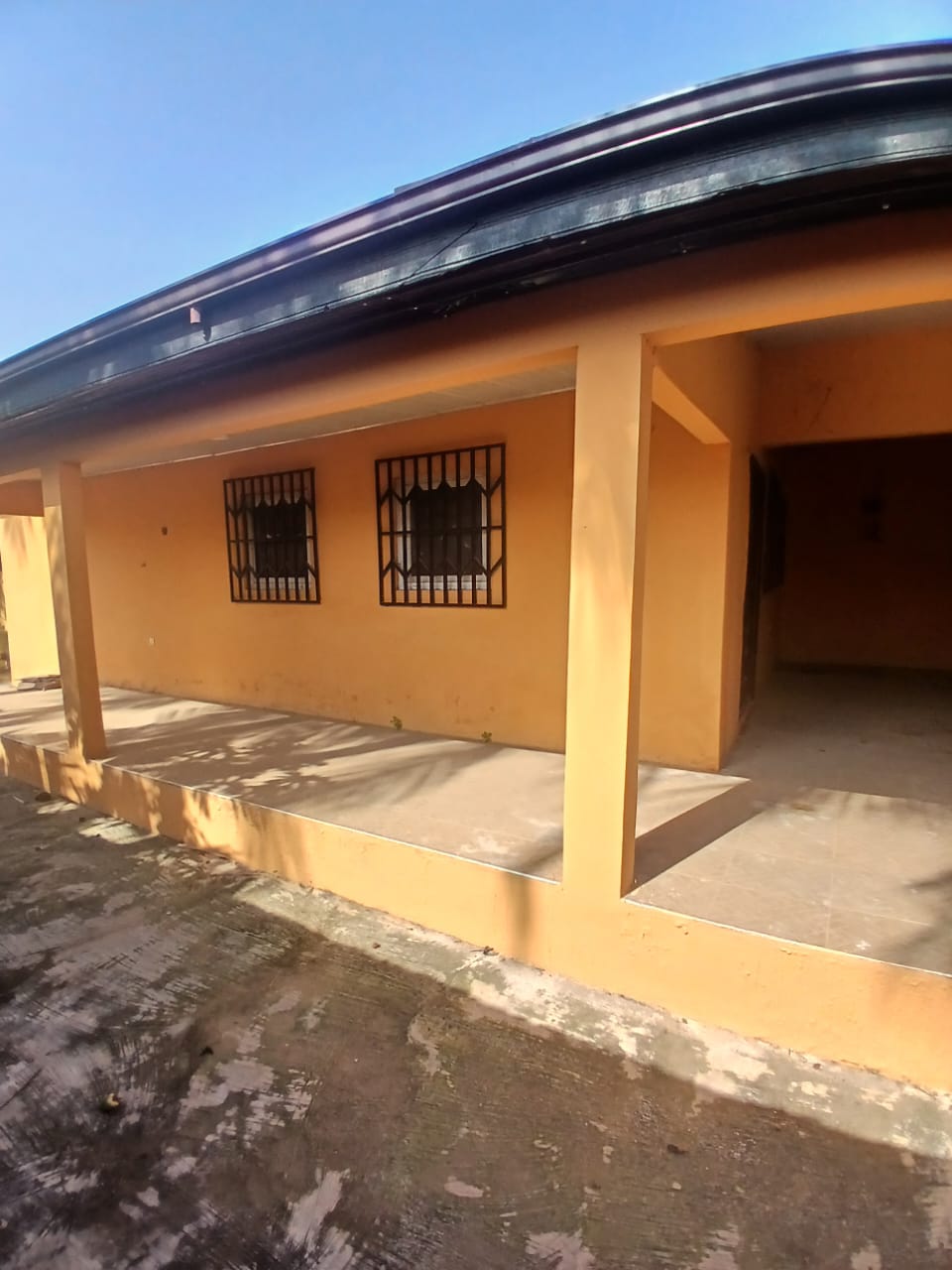 Six (6) Bedroom House For Rent at Weija SCC