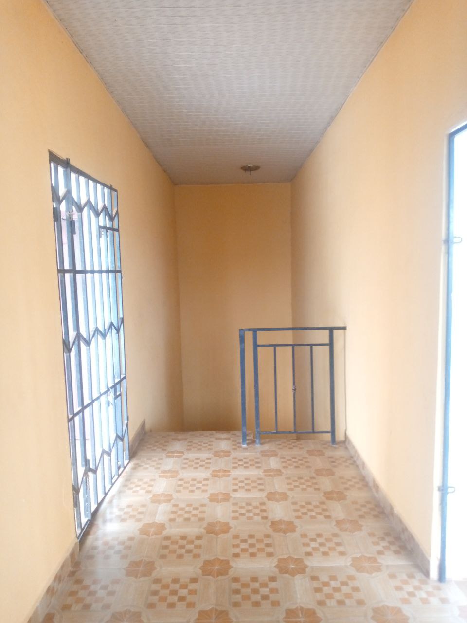 Six (6) Bedroom House For Sale at Pantang